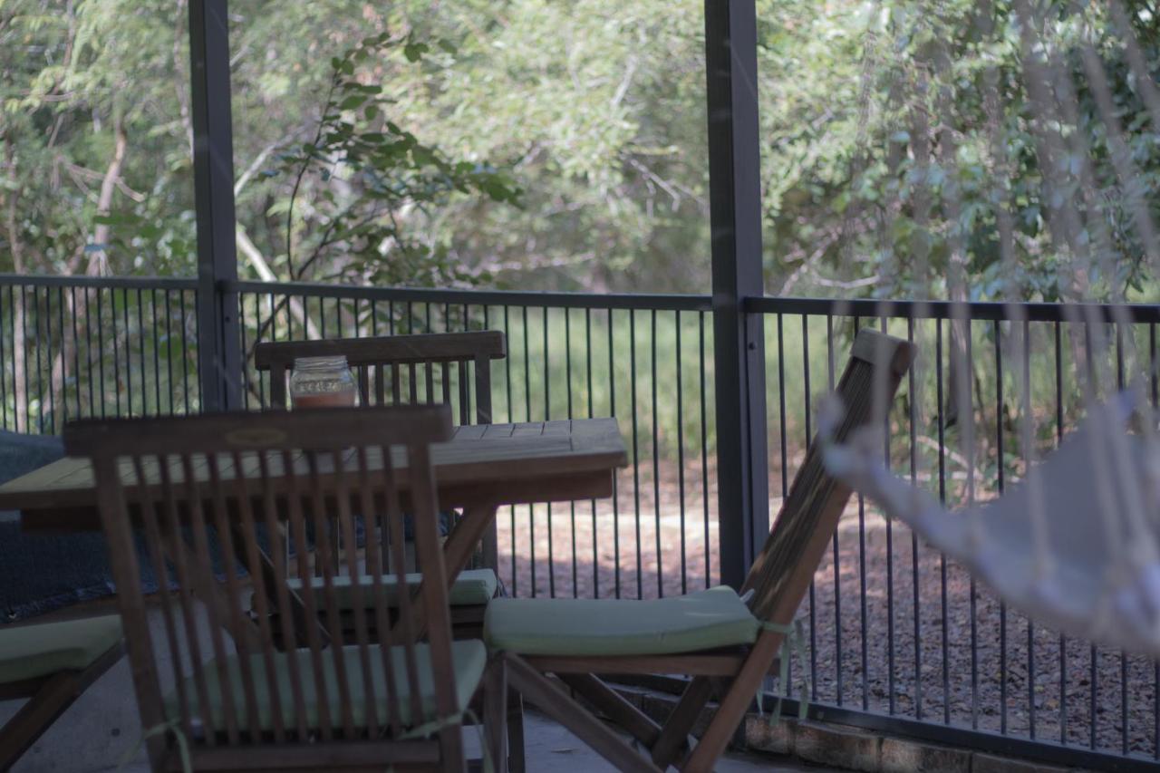 Hello Kruger Hideaway Cottage & Skilpad Studio マールロス・パーク エクステリア 写真
