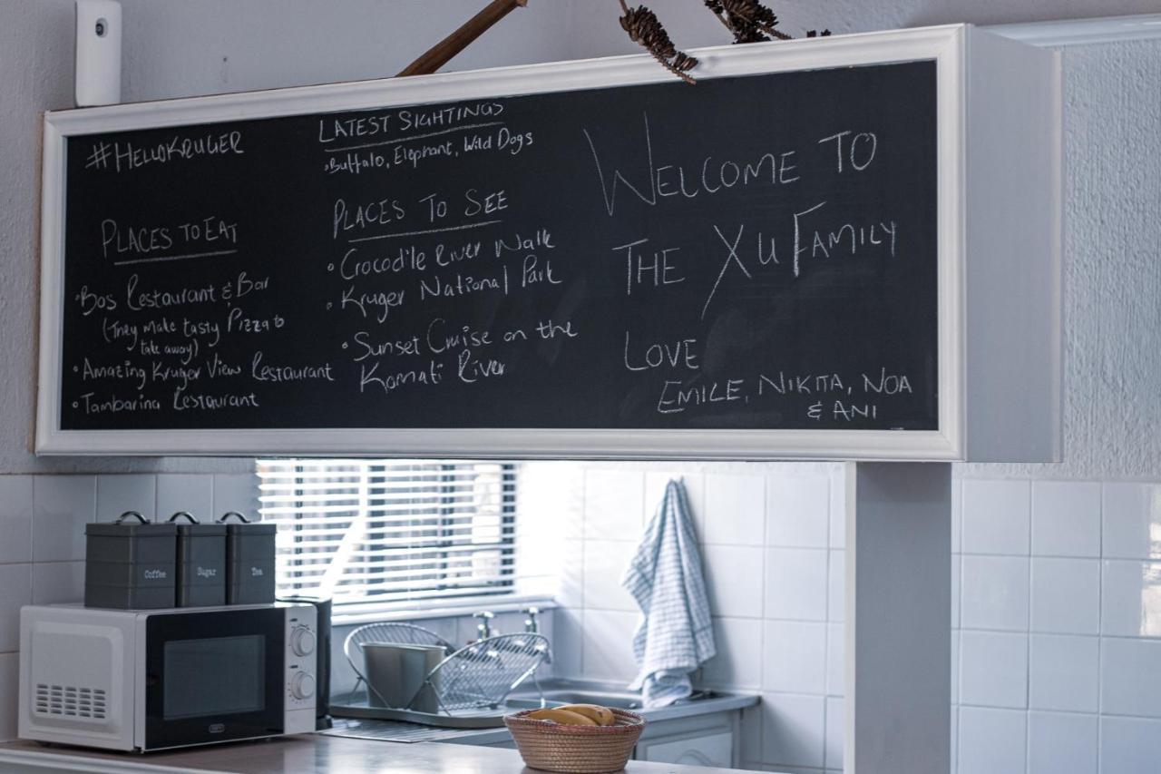 Hello Kruger Hideaway Cottage & Skilpad Studio マールロス・パーク エクステリア 写真