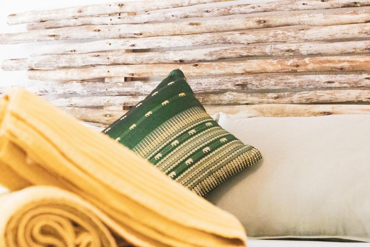 Hello Kruger Hideaway Cottage & Skilpad Studio マールロス・パーク エクステリア 写真