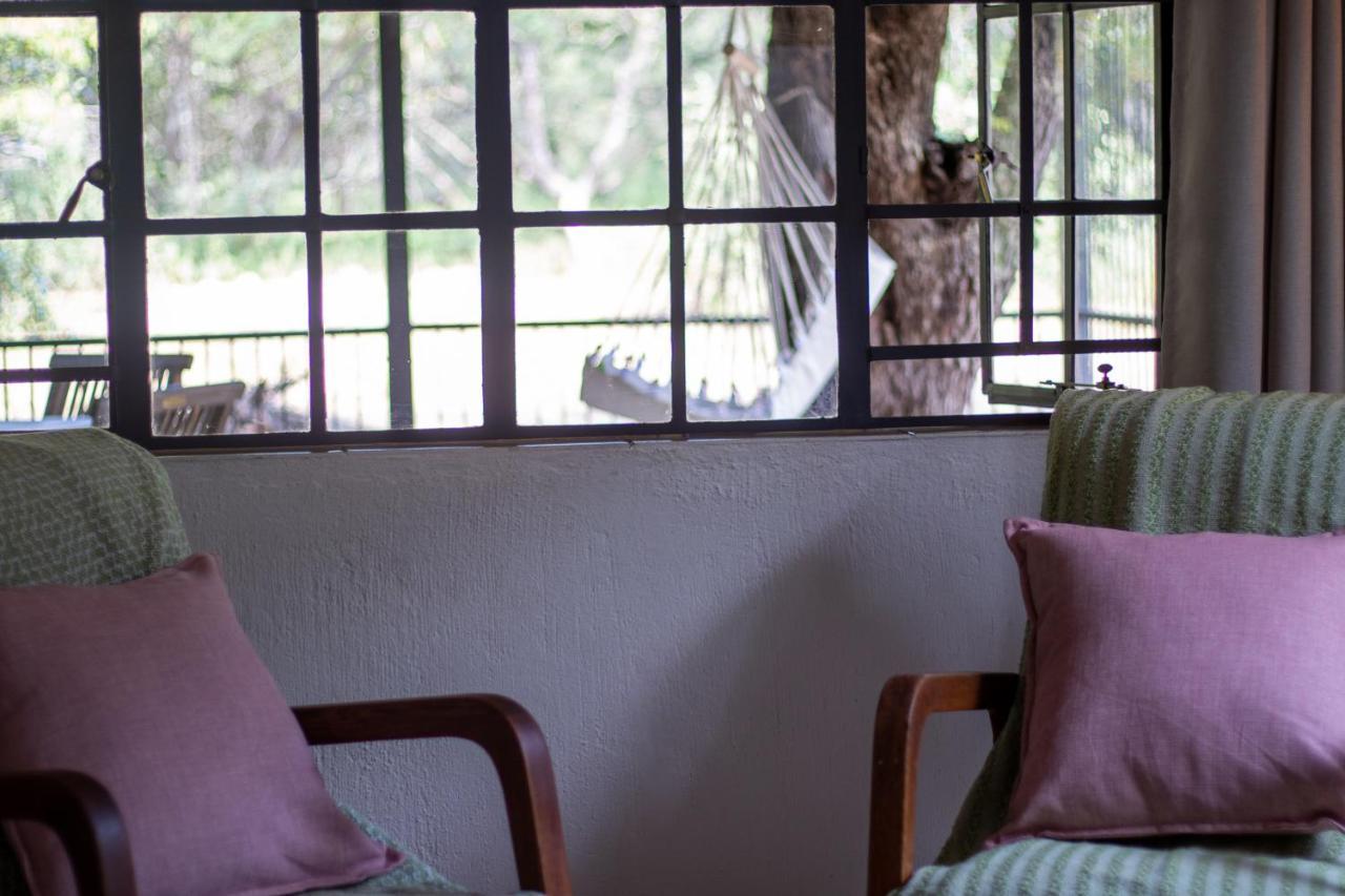 Hello Kruger Hideaway Cottage & Skilpad Studio マールロス・パーク エクステリア 写真